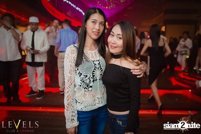 New Year's Eve ที่ เลเวลส์ — photo 102