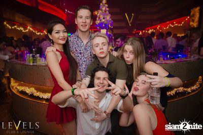 New Year's Eve ที่ เลเวลส์ — photo 106