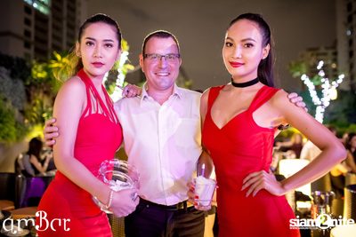 Spectre Masquerade Party ที่ แอมบาร์  — photo 15