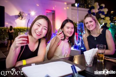 Spectre Masquerade Party ที่ แอมบาร์  — photo 34
