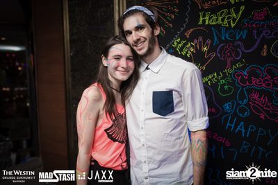 New Year's Eve Glow In The Dark Party ที่ เดอะ เวสทิน แกรนด์ — photo 23