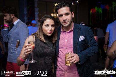 New Year's Eve Glow In The Dark Party ที่ เดอะ เวสทิน แกรนด์ — photo 40
