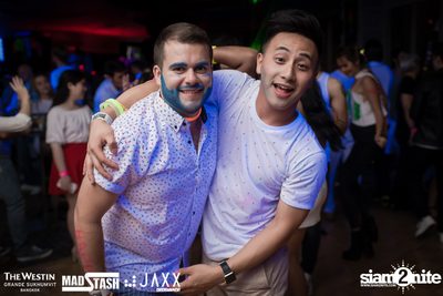New Year's Eve Glow In The Dark Party ที่ เดอะ เวสทิน แกรนด์ — photo 48