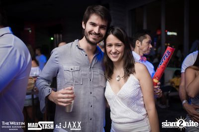 New Year's Eve Glow In The Dark Party ที่ เดอะ เวสทิน แกรนด์ — photo 50
