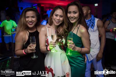 New Year's Eve Glow In The Dark Party ที่ เดอะ เวสทิน แกรนด์ — photo 72