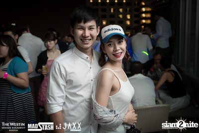 New Year's Eve Glow In The Dark Party ที่ เดอะ เวสทิน แกรนด์ — photo 75