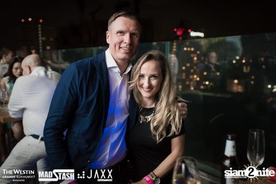 New Year's Eve Glow In The Dark Party ที่ เดอะ เวสทิน แกรนด์ — photo 81