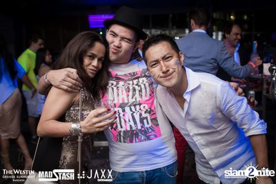 New Year's Eve Glow In The Dark Party ที่ เดอะ เวสทิน แกรนด์ — photo 87