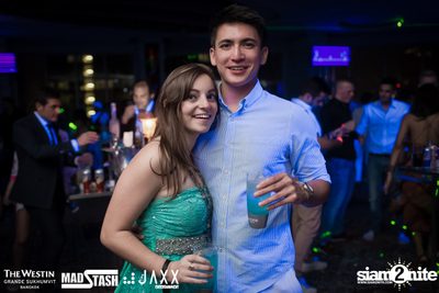 New Year's Eve Glow In The Dark Party ที่ เดอะ เวสทิน แกรนด์ — photo 92