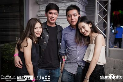 New Year's Eve Glow In The Dark Party ที่ เดอะ เวสทิน แกรนด์ — photo 112