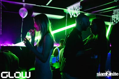 NYE 2017 w/ Alexkid & Julia Govor at GLOW — photo 15