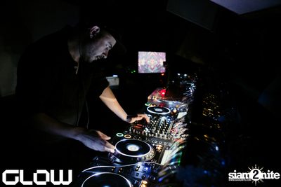 NYE 2017 w/ Alexkid & Julia Govor at GLOW — photo 65