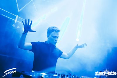 Sunn New Year's Eve กับ Nils Hoffman ที่ ไลฟ์ อาร์ซีเอ — photo 43