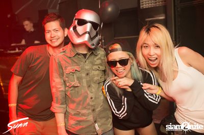 Sunn New Year's Eve กับ Nils Hoffman ที่ ไลฟ์ อาร์ซีเอ — photo 64
