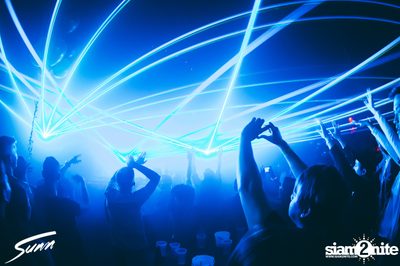 Sunn New Year's Eve กับ Nils Hoffman ที่ ไลฟ์ อาร์ซีเอ — photo 81