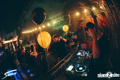 Sunn New Year's Eve กับ Nils Hoffman ที่ ไลฟ์ อาร์ซีเอ — photo 83