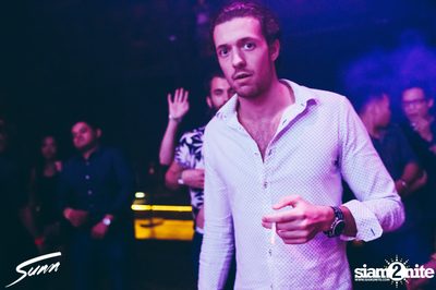 Sunn New Year's Eve กับ Nils Hoffman ที่ ไลฟ์ อาร์ซีเอ — photo 86