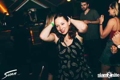 Sunn New Year's Eve กับ Nils Hoffman ที่ ไลฟ์ อาร์ซีเอ — photo 96
