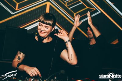 Sunn New Year's Eve กับ Nils Hoffman ที่ ไลฟ์ อาร์ซีเอ — photo 99