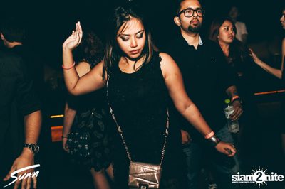 Sunn New Year's Eve กับ Nils Hoffman ที่ ไลฟ์ อาร์ซีเอ — photo 110