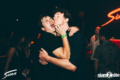 Sunn New Year's Eve กับ Nils Hoffman ที่ ไลฟ์ อาร์ซีเอ — photo 112