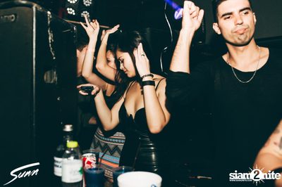 Sunn New Year's Eve กับ Nils Hoffman ที่ ไลฟ์ อาร์ซีเอ — photo 114