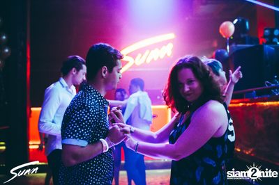 Sunn New Year's Eve กับ Nils Hoffman ที่ ไลฟ์ อาร์ซีเอ — photo 122