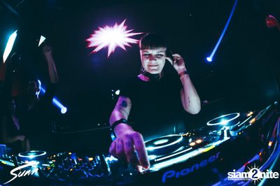 Sunn New Year's Eve กับ Nils Hoffman ที่ ไลฟ์ อาร์ซีเอ — photo 123