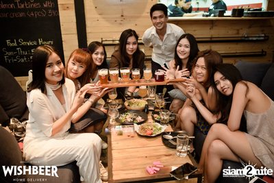 Duvel Moortgat Takeover ที่ วิชเบียร์ โฮม บาร์ — photo 76