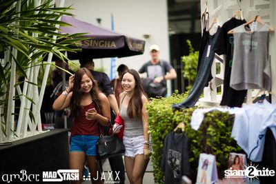 amWET & Hooters Foam Pool Party ที่ แอมบาร์ — photo 46