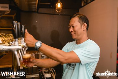 Lost Coast Tap Takeover ที่ วิชเบียร์ โฮม บาร์ — photo 74