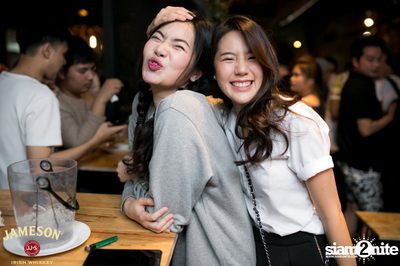 คืนวันเสาร์ ที่ร้าน เท เอกมัย — photo 2