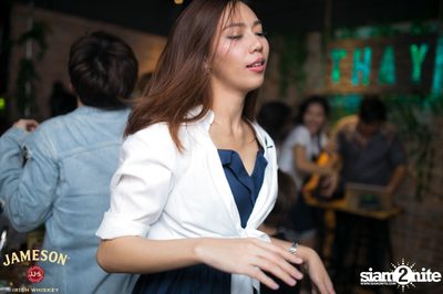คืนวันเสาร์ ที่ร้าน เท เอกมัย — photo 118