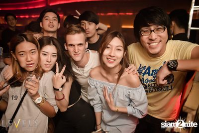 Thomas Gold ที่ เลเวลส์ — photo 54