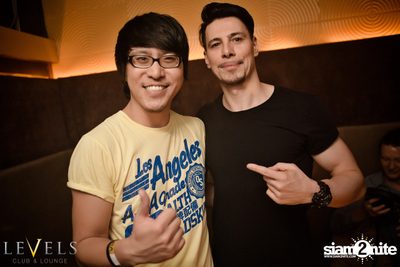 Thomas Gold ที่ เลเวลส์ — photo 113