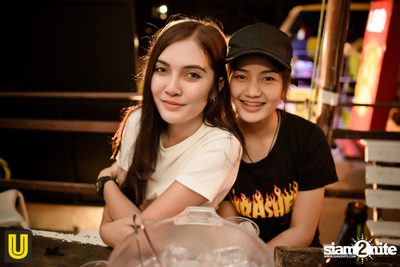 U Beer Girls ที่ร้าน บริดจ์บาร์ & ชูใจ — photo 28