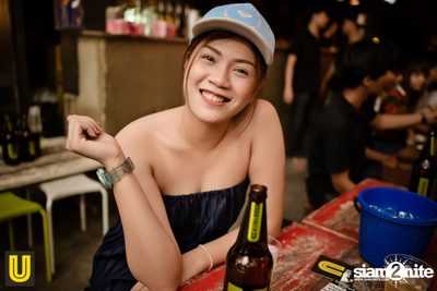 U Beer Girls ที่ร้าน บริดจ์บาร์ & ชูใจ — photo 30
