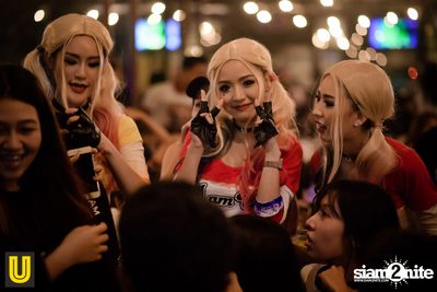 U Beer Girls ที่ร้าน บริดจ์บาร์ & ชูใจ — photo 82