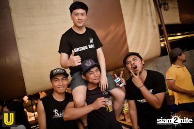 U Beer Girls ที่ร้าน บริดจ์บาร์ & ชูใจ — photo 108