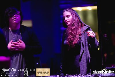 Signal Flair: Live By Night ที่ เวอร์ทิโก้ ทู — photo 14