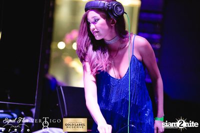 Signal Flair: Live By Night ที่ เวอร์ทิโก้ ทู — photo 102