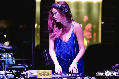 Signal Flair: Live By Night ที่ เวอร์ทิโก้ ทู — photo 103