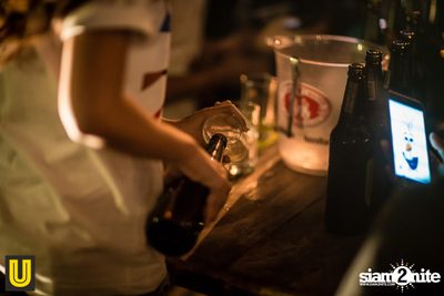 U Beer Girls ที่ร้าน บริดจ์บาร์ & ชูใจ — photo 19