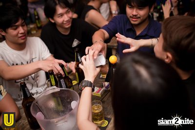 U Beer Girls ที่ร้าน บริดจ์บาร์ & ชูใจ — photo 47