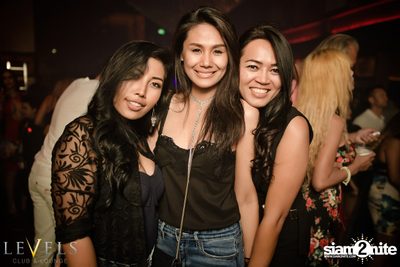 Moguai ที่ เลเวลส์ — photo 103
