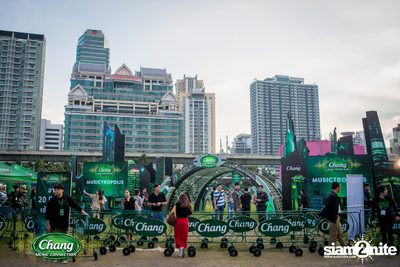 Chang Music Connection: Musictropolis ที่ สนามกีฬาจรัญบุรพรัตน์ (อัลบั้มที่ 1) — photo 2