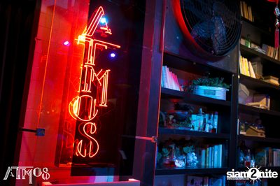 Friday Night at Atmos, Thonglor Soi 10 — photo 8