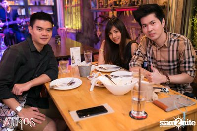 Friday Night at Atmos, Thonglor Soi 10 — photo 16