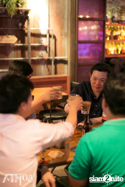Friday Night at Atmos, Thonglor Soi 10 — photo 29