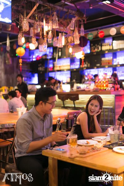 Friday Night at Atmos, Thonglor Soi 10 — photo 34